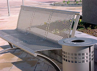 Общественные скамейки из металла